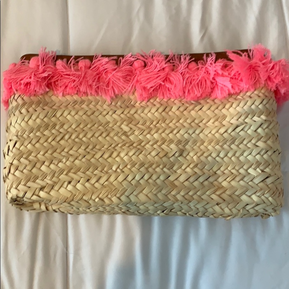 Straw Clutch